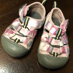 baby girl sandals
